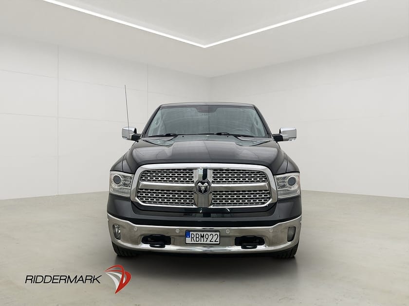 Bild 5 av RAM 1500 Crew Cab Dodge Laramie 5.7 4x4 Drag Skinn Alpine Kåpa MOMS
