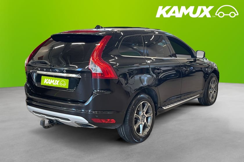 Bild 4 av Volvo XC60 D5 AWD Ocean Race Pro Skinn Pano Kamera 215HK