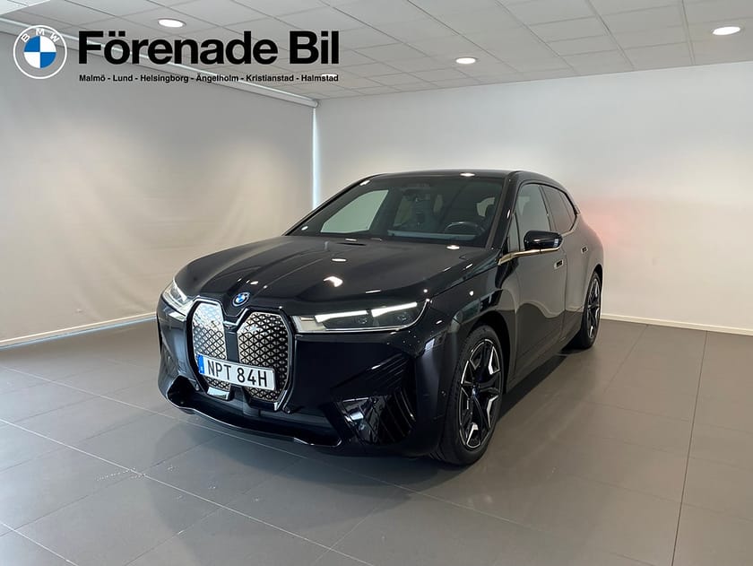 Bild 1 av BMW iX xDrive40 Panoramatak Adaptiv farthållare