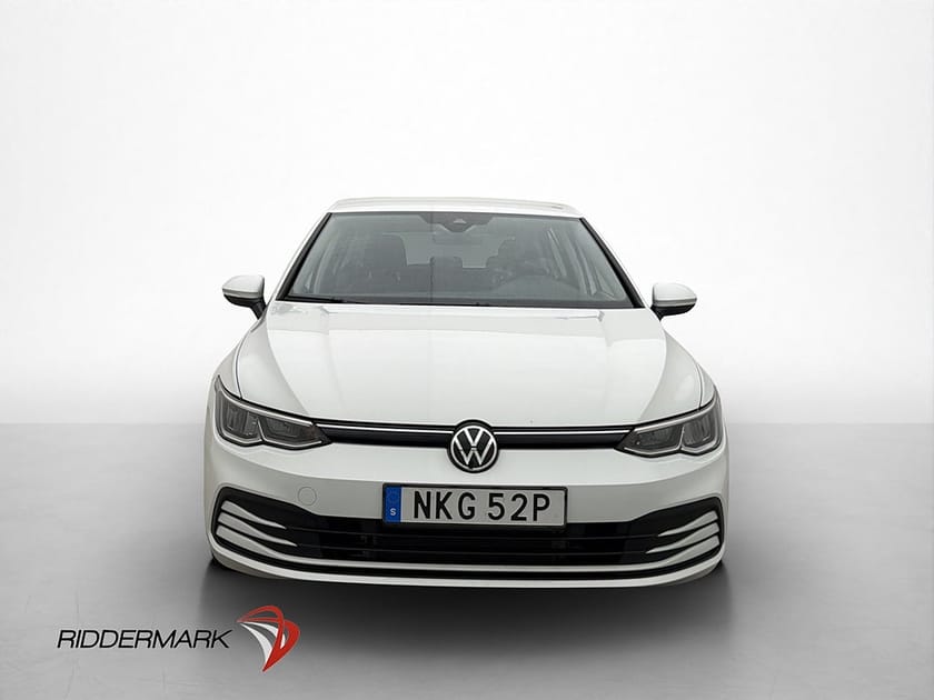 Bild 2 av Volkswagen Golf 1.5 TSI 150hk Nyservad Navi Kamera Carplay