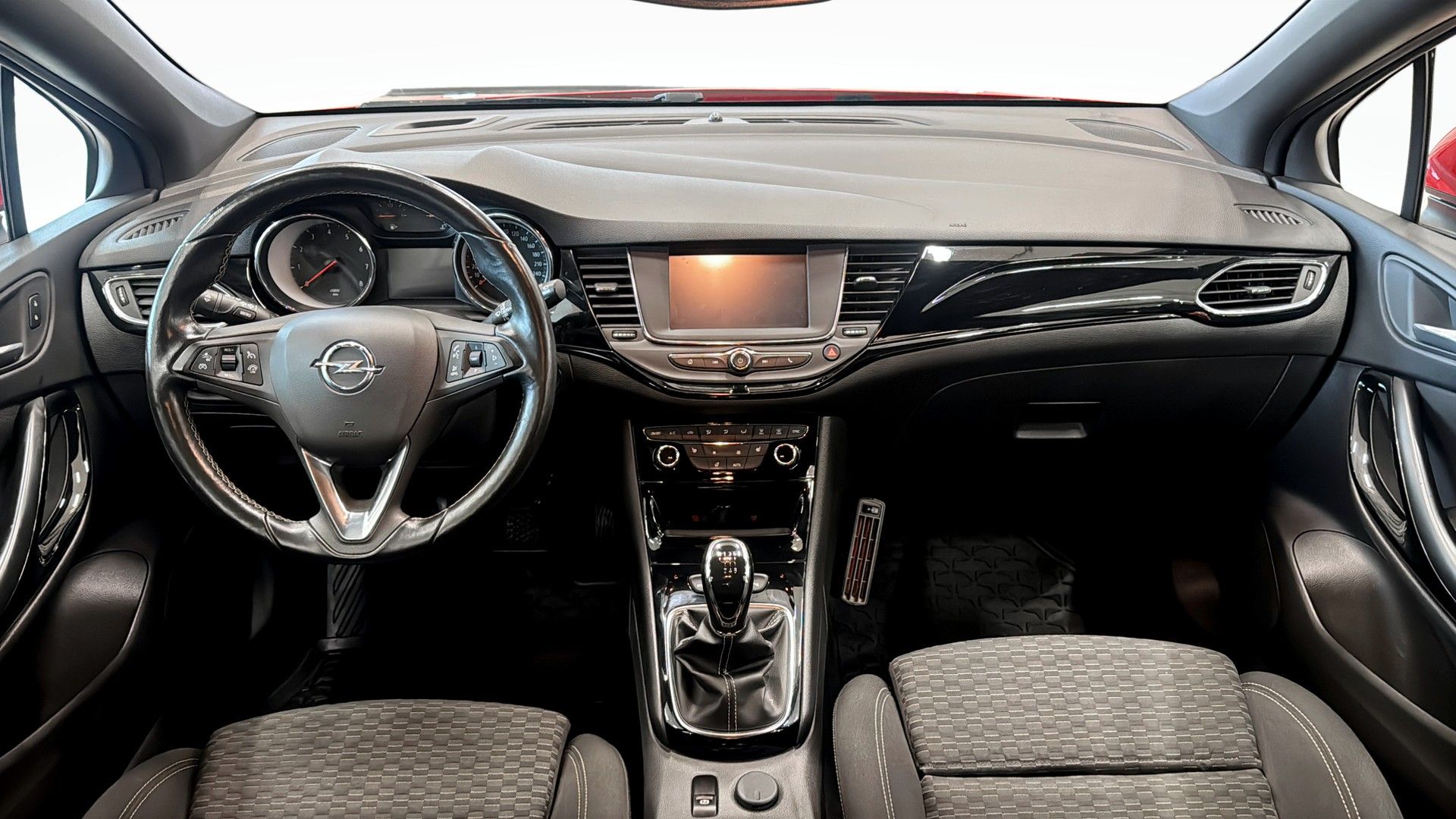 Opel Astra 2017, photo 4/10