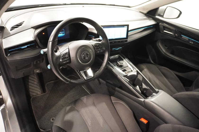 Bild 2 av MG 5 Standard Range Comfort 50kWh Kamera Fartpilot