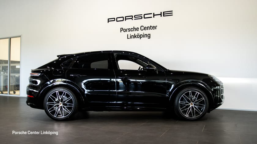 Bild 3 av Porsche Cayenne E-Hybrid Coupé Black Edition