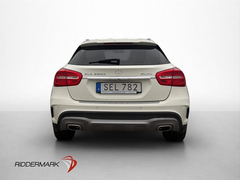 Bild 5 av Mercedes-Benz GLA 220 d 4MATIC 4M AMG Pano H/K Kamera Navi