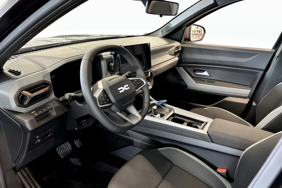 Dacia Bigster Hybrid 155