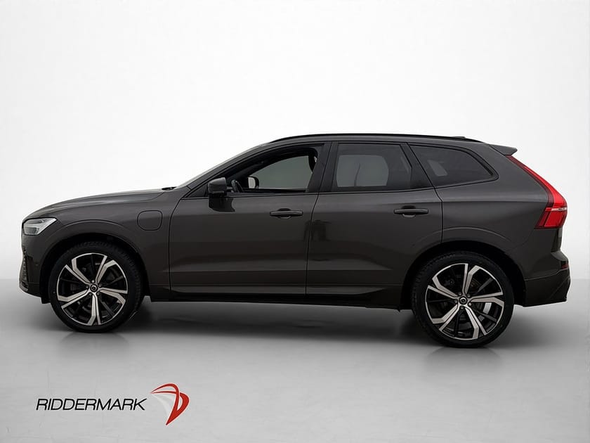 Bild 5 av Volvo XC60 Recharge T6 AWD Ultimate Dark Pano H/K Drag MOMS