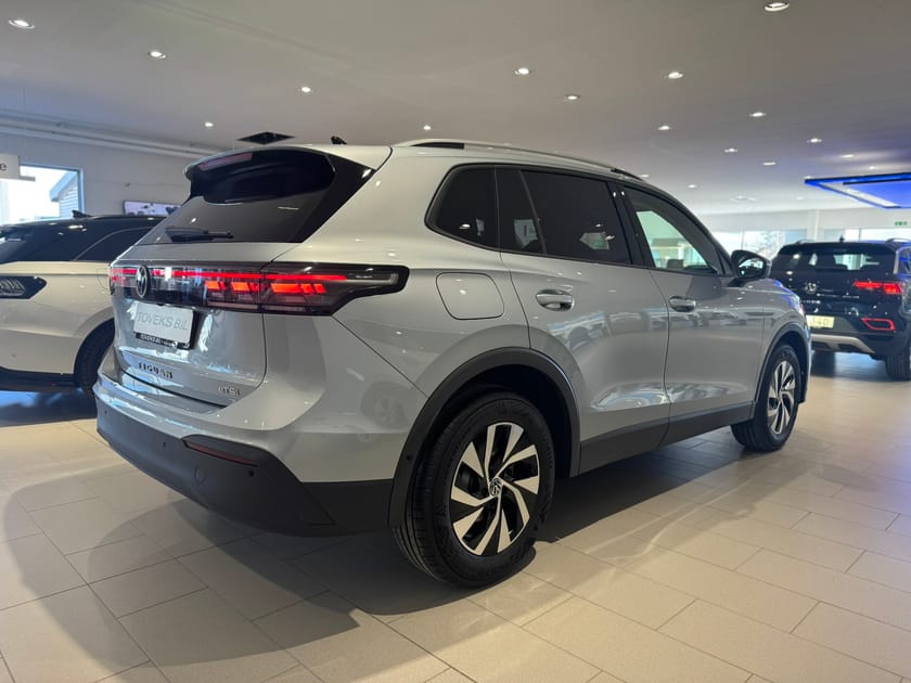 Bild 4 av Volkswagen Tiguan 1.5 eTSI ACT OPF Life edition mHEV 1.5eTSI 150HK Choice*