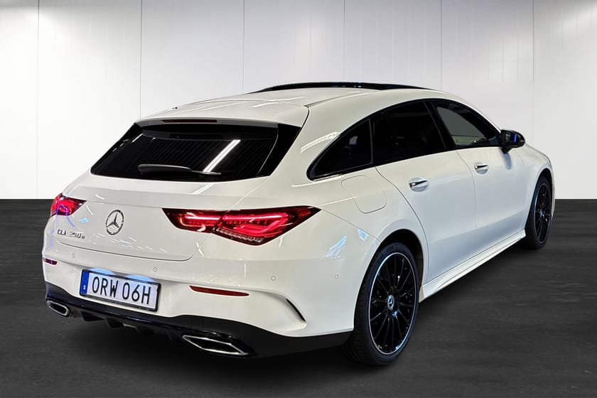 Bild 3 av Mercedes-Benz CLA 250 e Shooting Brake SB 8G-DCT | AMG | Pano | Drag | Nightpaket | Navi | Key-Less |