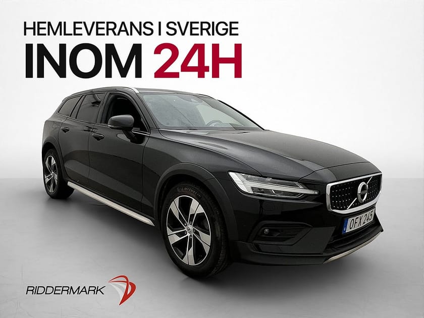 Bild 1 av Volvo V60 Cross Country B4 AWD Panorama Kamera Drag CarPlay