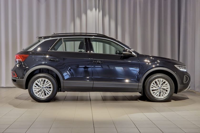 Bild 3 av Volkswagen T-Roc | Farthållare | Cockpit | 150 hk 7 vxl