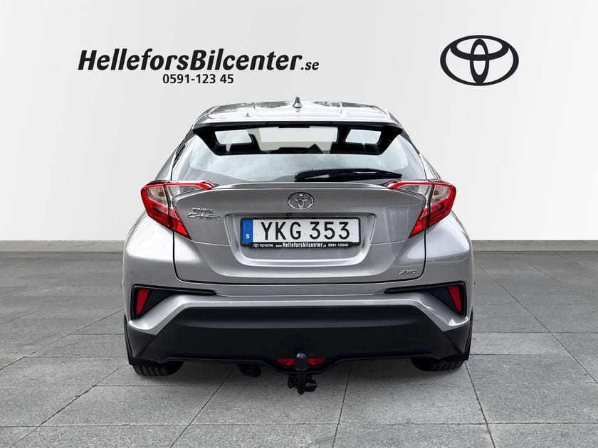 Bild 4 av Toyota C-HR CHR AWD Automat 1,2T DRAG LED ramp Vinterhjul
