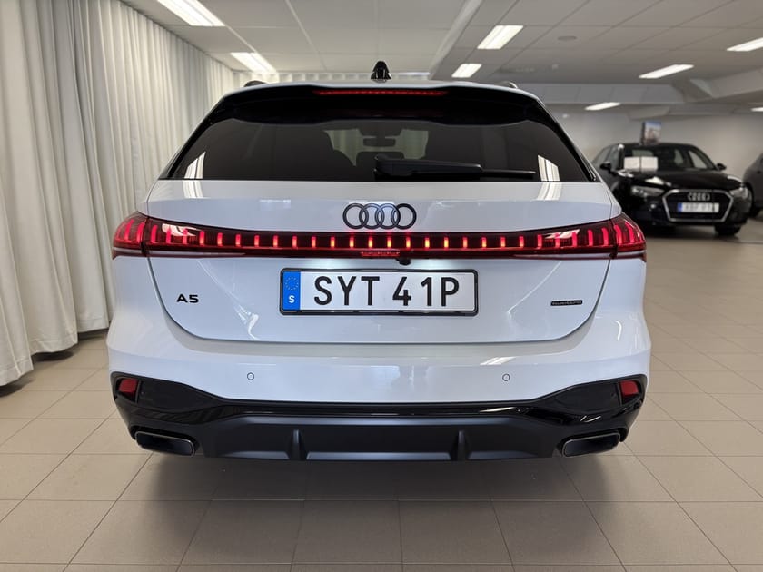 Bild 5 av Audi A5 Avant e-hybrid quattro 367hk B&O/HuD/S-line