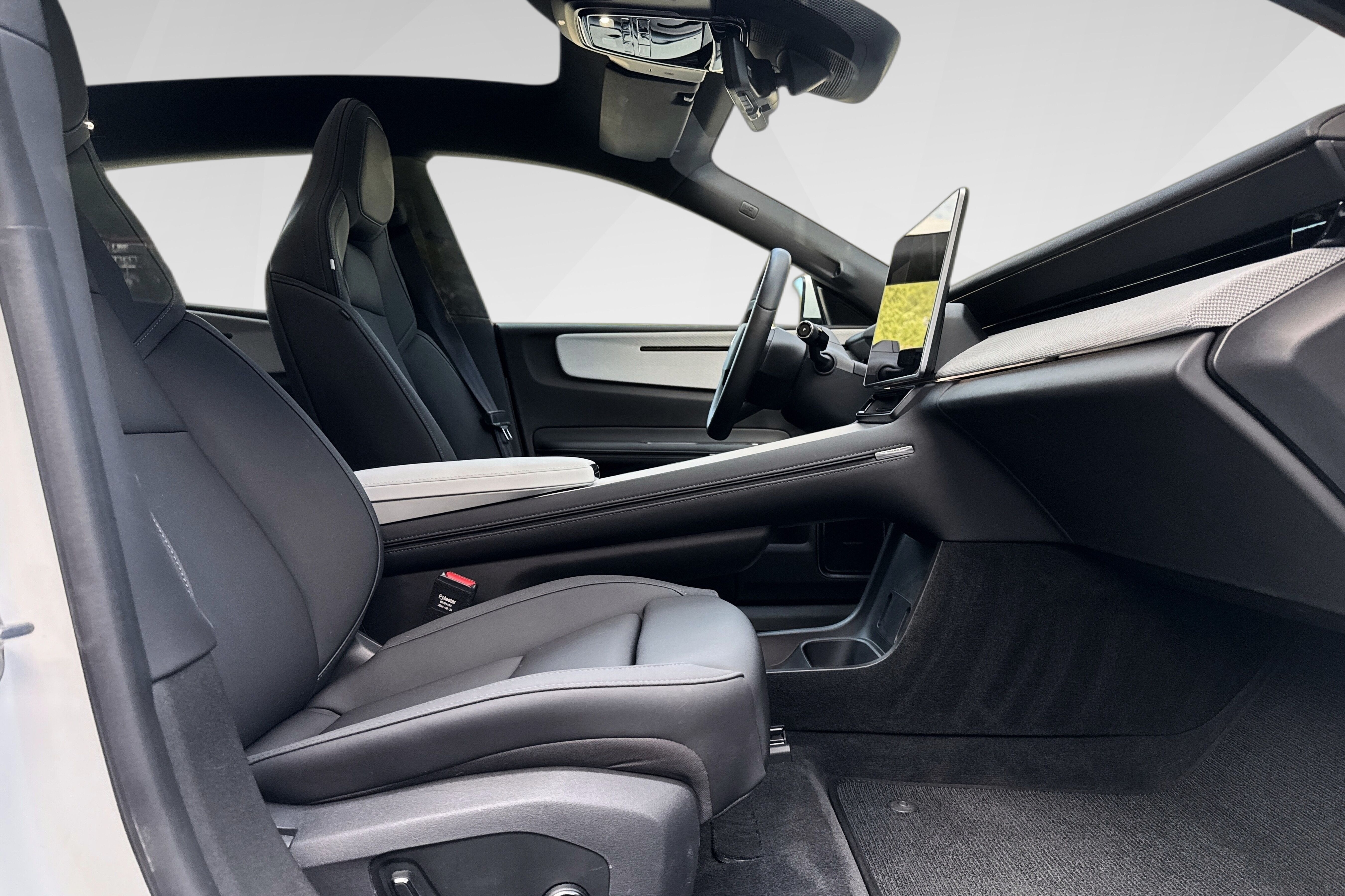 Polestar 4 Long Range Dual motor bilde 9