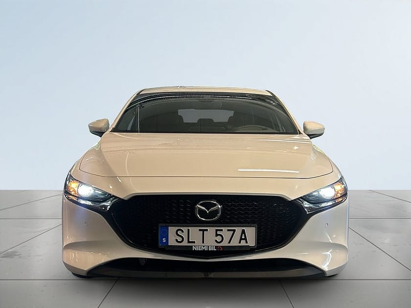 Bild 2 av Mazda 3 Hatchback 2.0 M Hybrid Kamera/MoK-Värm/S&V-Hjul/HuD/Navi/ACC/BLIS