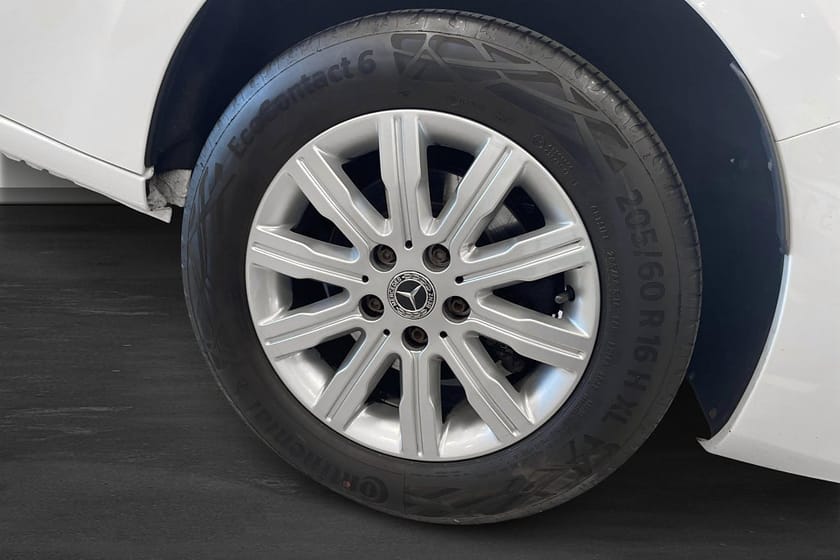 Bild 5 av Mercedes-Benz T 180 d