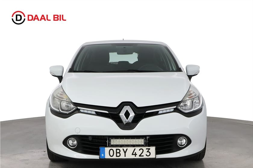 Bild 2 av Renault Clio 1.5 dCi 90HK MOTORVÄRMARE NAVIGATION BASS-REFLEX PSENS