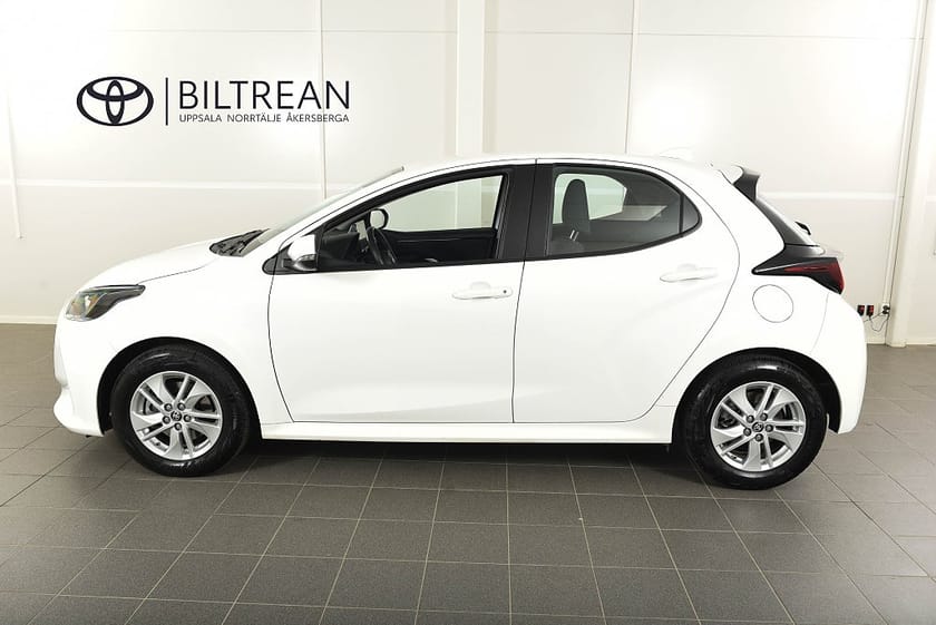 Bild 3 av Toyota Yaris Hybrid 115 1.5 Elhybrid Active Komfortpaket Kamera Rattvärme