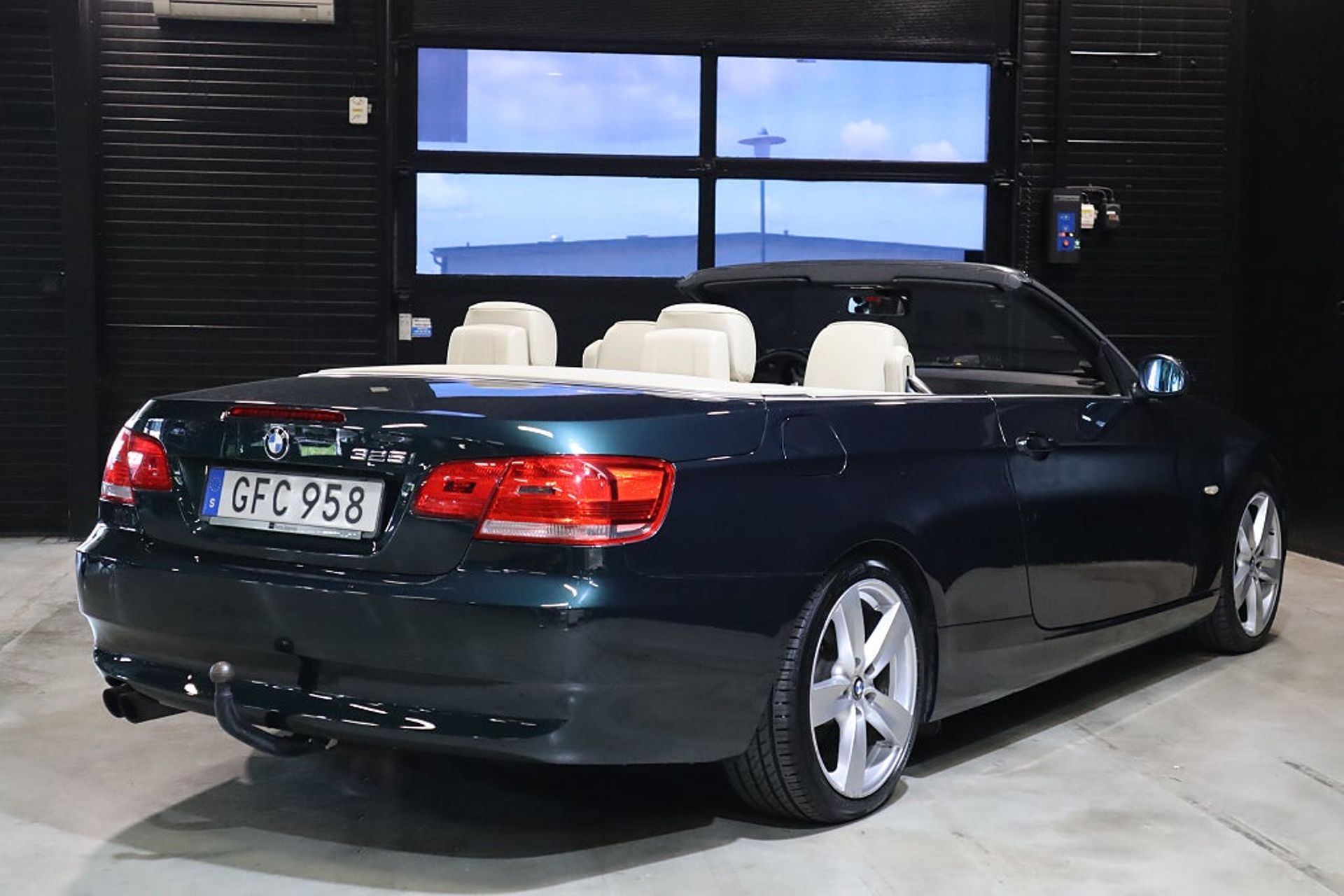 BMW 325 2007, bild 6/36