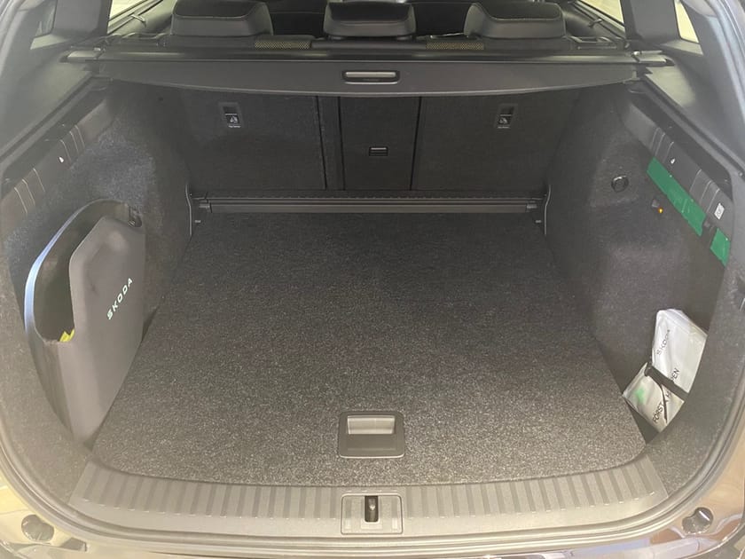 Bild 5 av Škoda Enyaq RS 340 HK