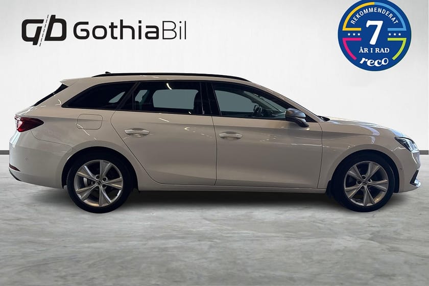 Bild 4 av SEAT Leon Sportstourer ST León 1.5 eTSI Adaptiv Navi Dragkrok B-Kamera