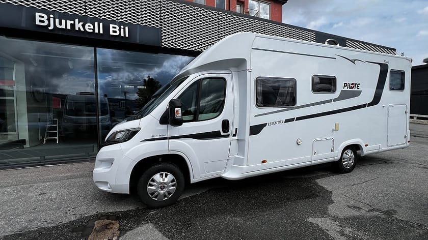 Bild 1 av Pilote Campervan Fiat P746GJ