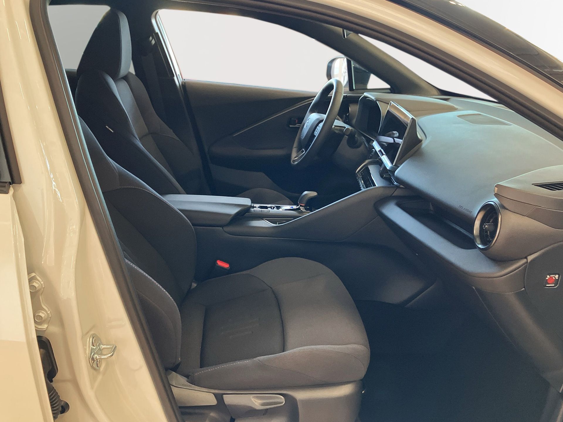 Toyota C-HR 2.0 Laddhybrid (223hk) Aut 2025, bild 6/10