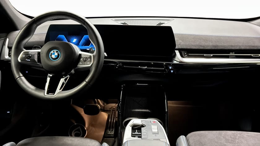 Bild 4 av BMW X1 xDrive25e