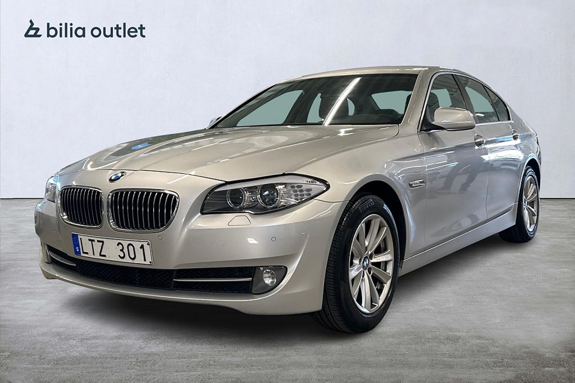 BMW 523