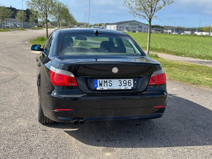 Bild 5 av BMW 530i Sedan Euro 4