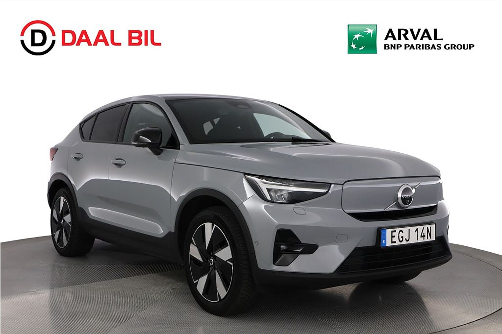 Volvo C40 2024, photo 3/10