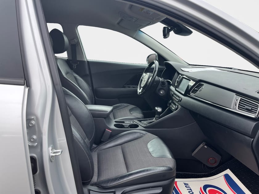 Bild 4 av Kia Niro P-HEV Plug-in 141hk *Backkamera/Carplay/Android*