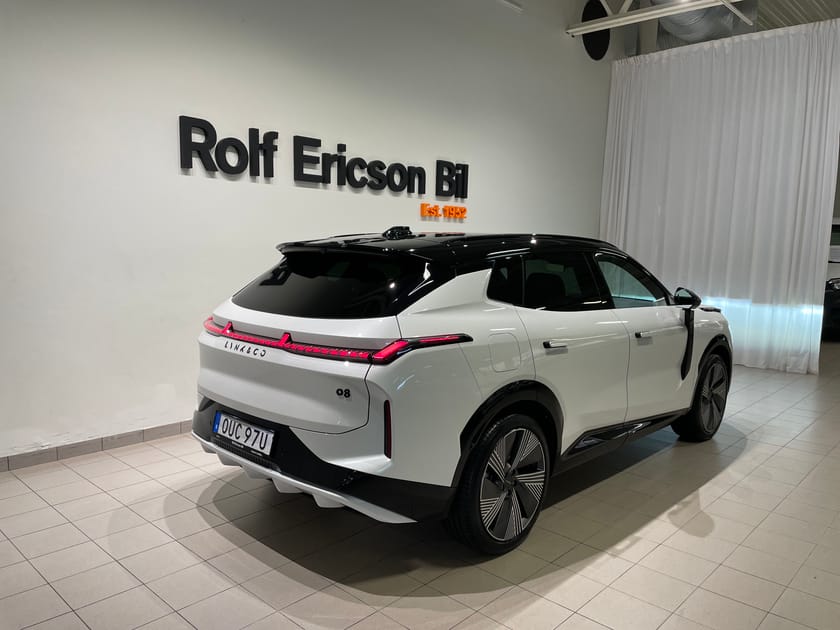 Bild 3 av Lynk & Co 08 PHEV More
