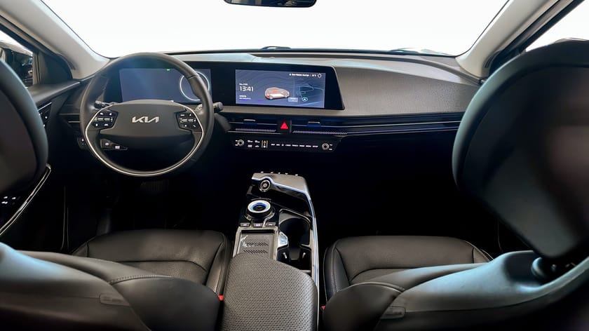 Bild 4 av Kia EV6 PLUS 77.4 kWh AWD 325hk  / 360° / Sätesfläktar /