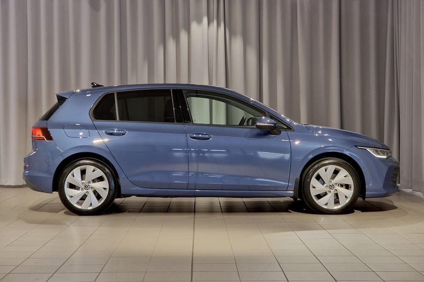 Bild 4 av Volkswagen Golf | P-värmare | Backkamera | Adaptiv farthållare