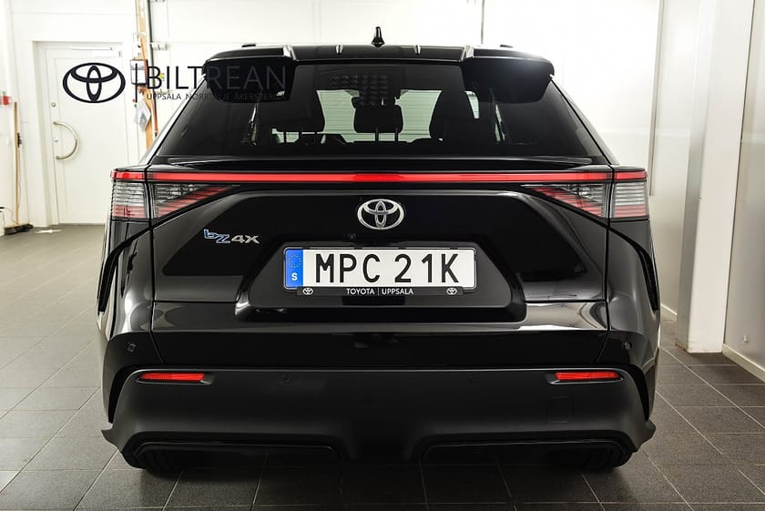 Bild 4 av Toyota bZ4X