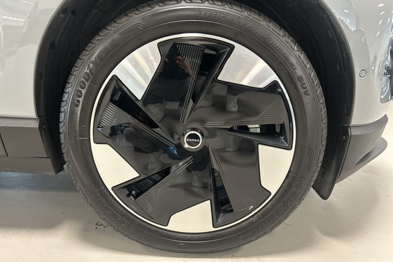 Volvo EX30 Single Motor Extended Range
