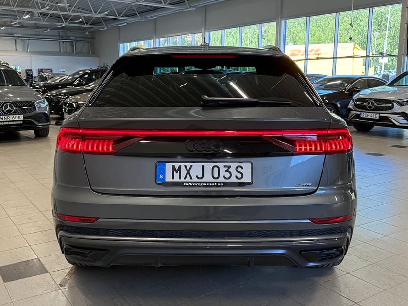 Bild 4 av Audi Q8 60 TFSI e quattro TFSIe Competition, S-Line, HUD, NightV