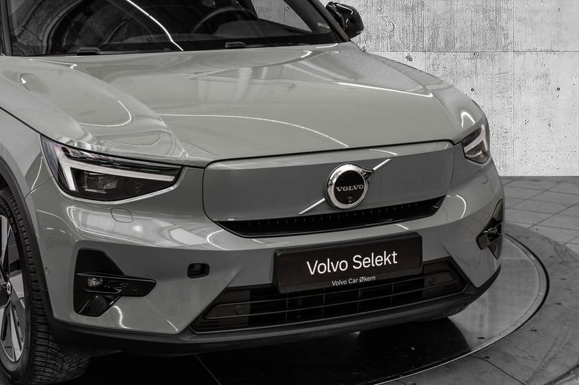 Bilde 2 av Volvo XC40 Recharge Extended Range Ultimate Hengerfeste 360Kamera - Mye Utstyr!