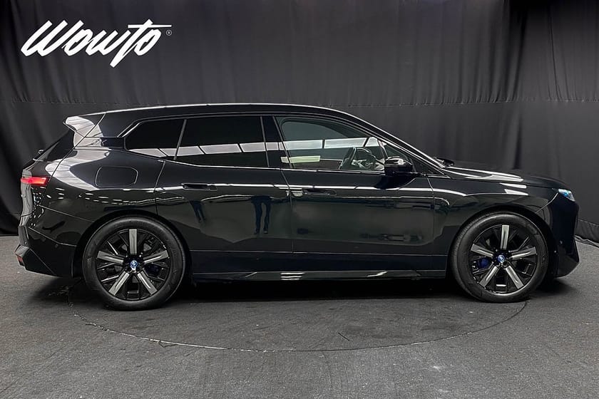 Bild 3 av BMW iX xDrive50 524HK Sportpaket /Laser/HuD/Sky Lounge/Moms