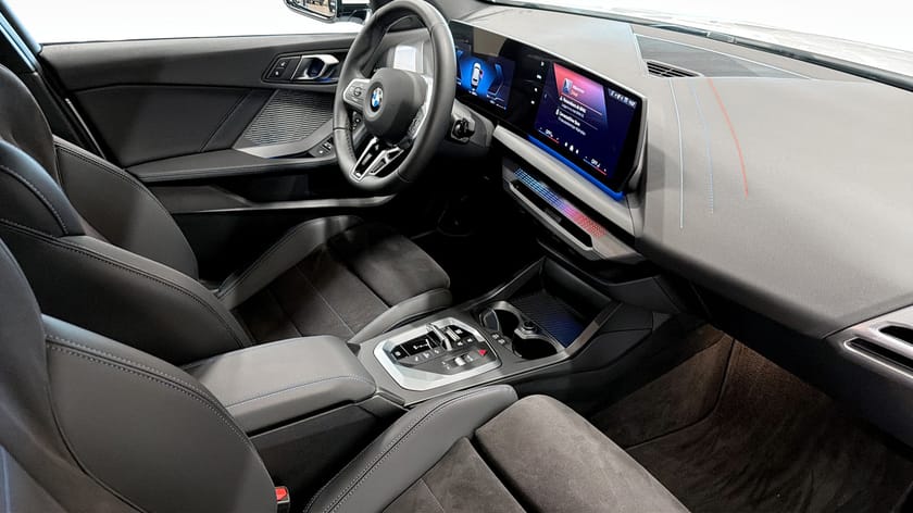 Bild 3 av BMW 120 M Sport Backkamera
