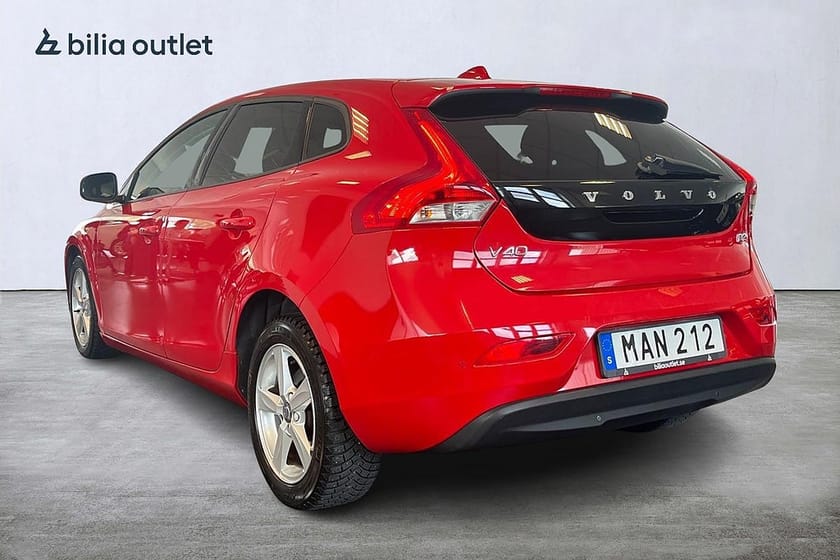 Bild 4 av Volvo V40 D2 Kinetic 120hk Värmare Sensorer Bluetooth Kamrem bytt