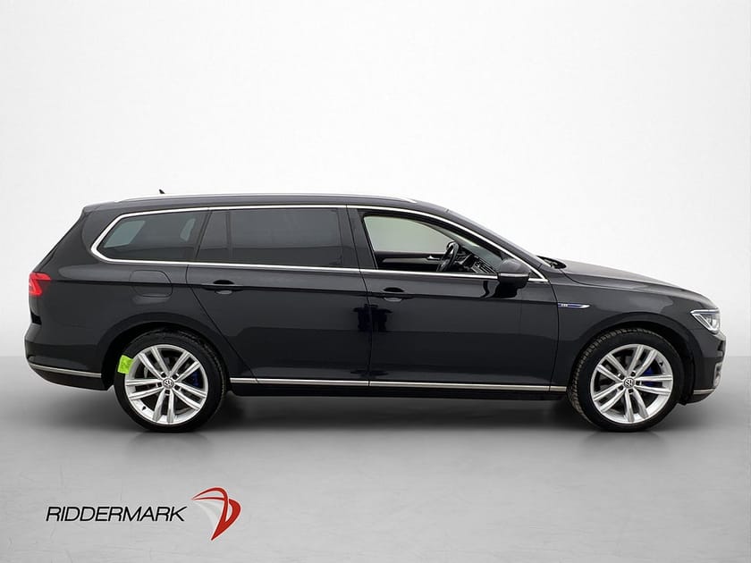 Bild 4 av Volkswagen Passat Variant GTE 1.4 TSI Cockpit B-Kamera Drag P-Värm