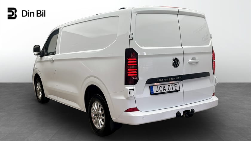 Bild 3 av Volkswagen Transporter L1 150 hk Aut/Drive Premium/Drag/Värmare