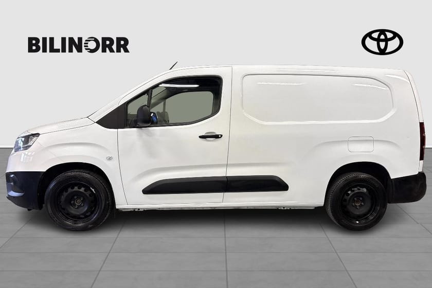 Bild 3 av Toyota ProAce City LONG 1,5D 100HK COMFORT/Ny motor/D-värm + skåp/Ledramp