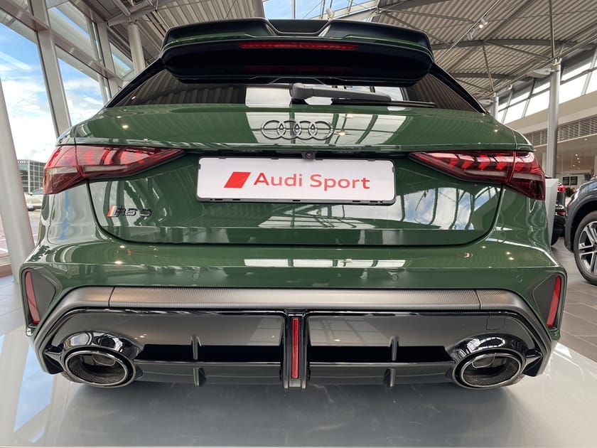 Bild 4 av Audi RS3 Sportback Competition Limited