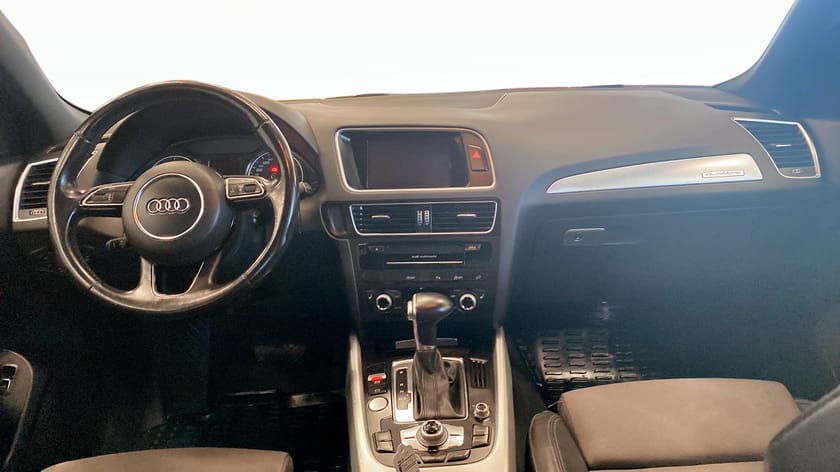Bild 4 av Audi Q5 2.0 TDI DPF 190hk Drag - Värmare - Backkamera - Quattro