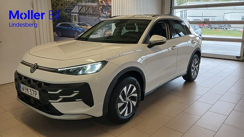 Bild 3 av Volkswagen T-Roc 1.5 eTSI 150 HK DSG7, DRAG,BACKKAMERA