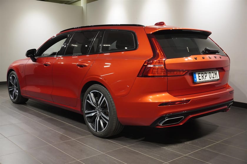 Bild 2 av Volvo V60 Recharge T8 AWD R-Design H K VoC 360° Pano HUD