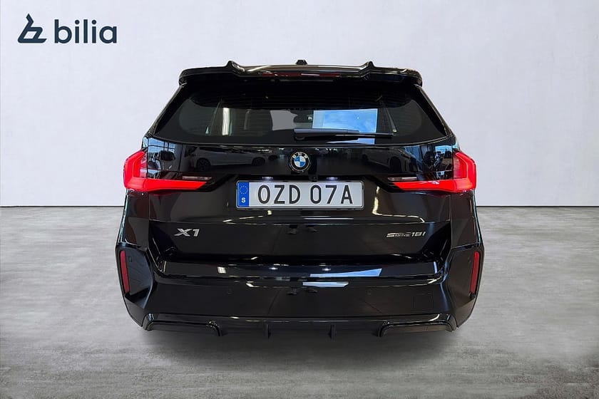 Bild 4 av BMW X1 sDrive18i M Sport PRO Rattvärme Backkamera Dragkrok
