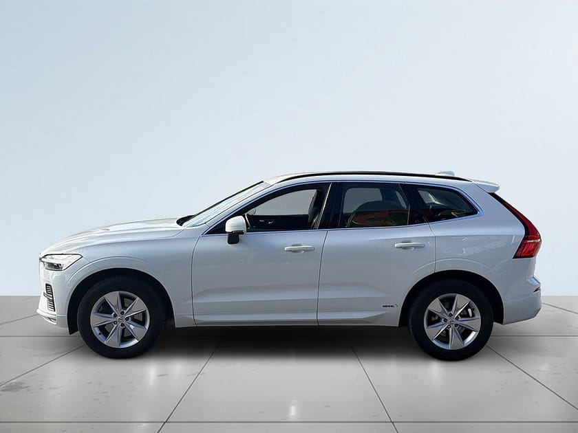 Bild 4 av Volvo XC60 B4 AWD Momentum Advanced Kamera/Drag/Psens/SoV/Navi